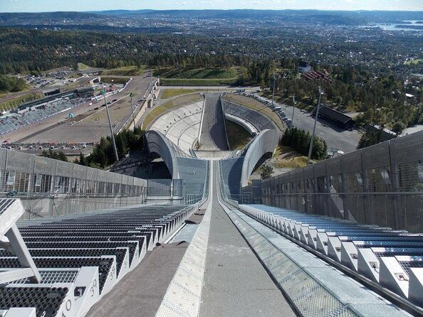 oslo-panorama-tour-with-holmenkollen-ski-jump-and-vigeland-park