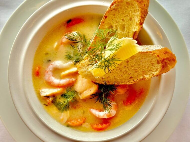 oslo-skyline-in-winter-with-fish-soup-cruise