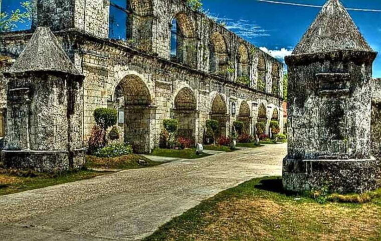 oslob-whale-shark-encounter-ka-treasure-falls-simala