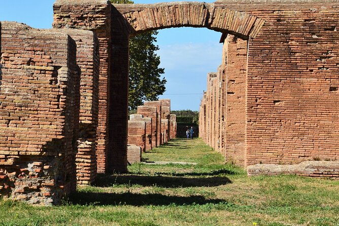 ostia-antica-guided-tour-including-the-ancient-theater-and-baths