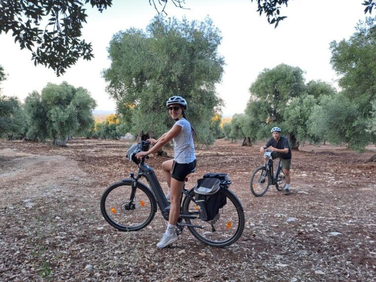 ostuni-e-bike-tour-with-a-glass-of-wine-bruschetta