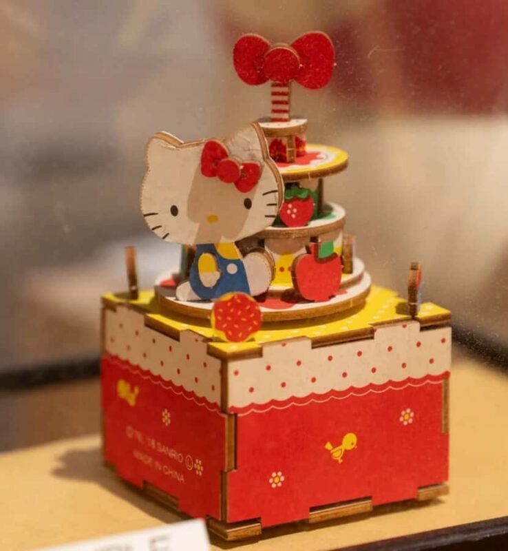 Otaru: Guided Walking Tour with Canal Custom Private Day - FAQ