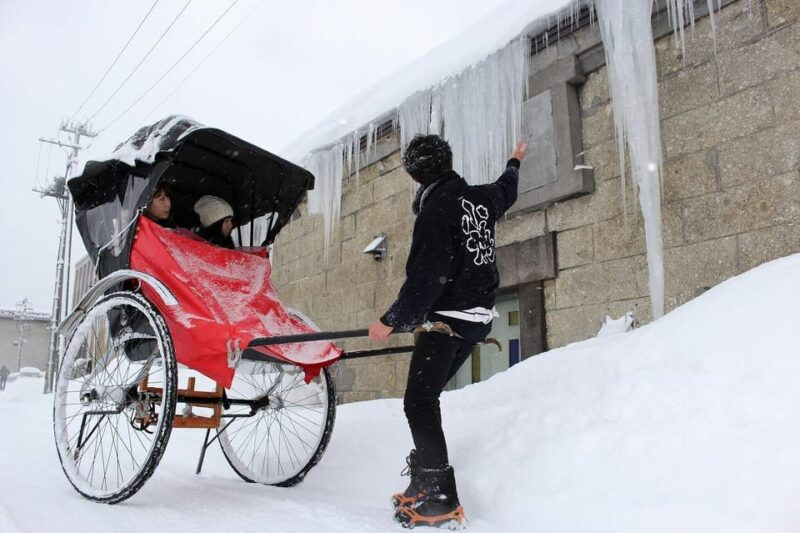 otaru-private-otaru-sightseeing-tour-by-rickshaw