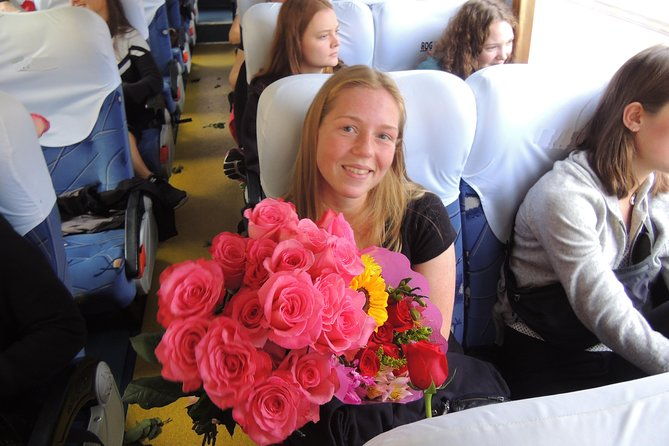 otavalo-indian-market-and-rose-farm-shared-tour