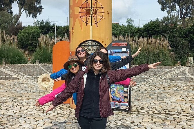 otavalo-market-art-and-music-with-middle-of-the-world-sundial