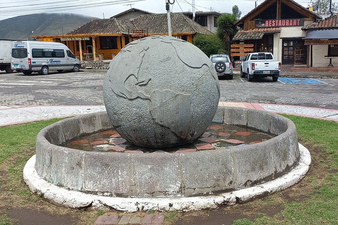 otavalo-market-art-and-music-with-middle-of-the-world-sundial