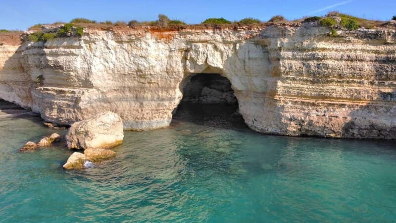 Otranto: Boat Tour, possibility of bath swimming aperitif - An In-Depth Look at the Otranto Boat Tour