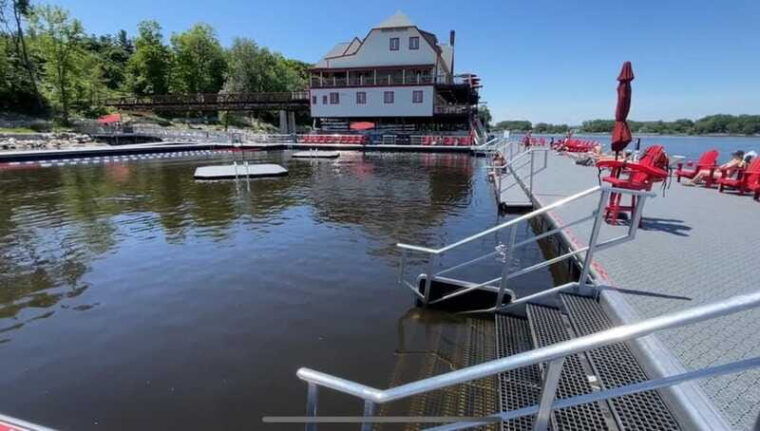 ottawa-casino-link-cruise-to-ncc-river-house