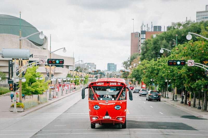 ottawa-hop-on-hop-off-guided-city-tour-pass