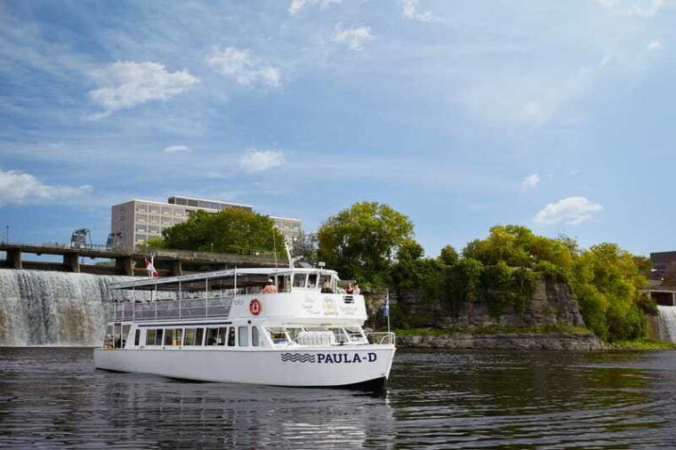 ottawa-sightseeing-river-cruise