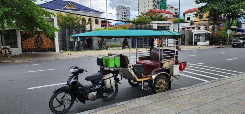 oudong-mountain-phnom-penh-former-capital-private-day-tour