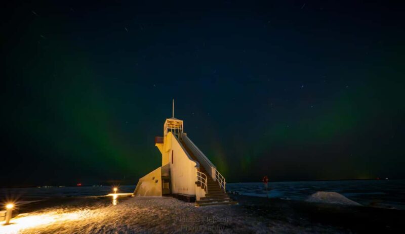 Oulu: Guided Night Walking Tour with Northern Lights Hunting - Considerations and Practical Tips