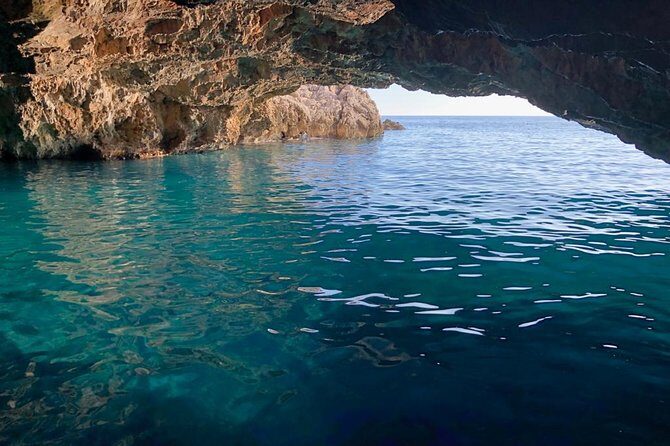 Our Lady of the Rocks and Blue Cave 3 hours tour- ticket tour - What You Gain from the Experience