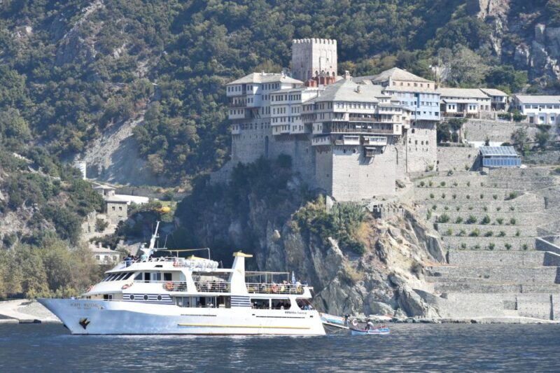 ouranoupoli-mount-athos-peninsula-sightseeing-cruise