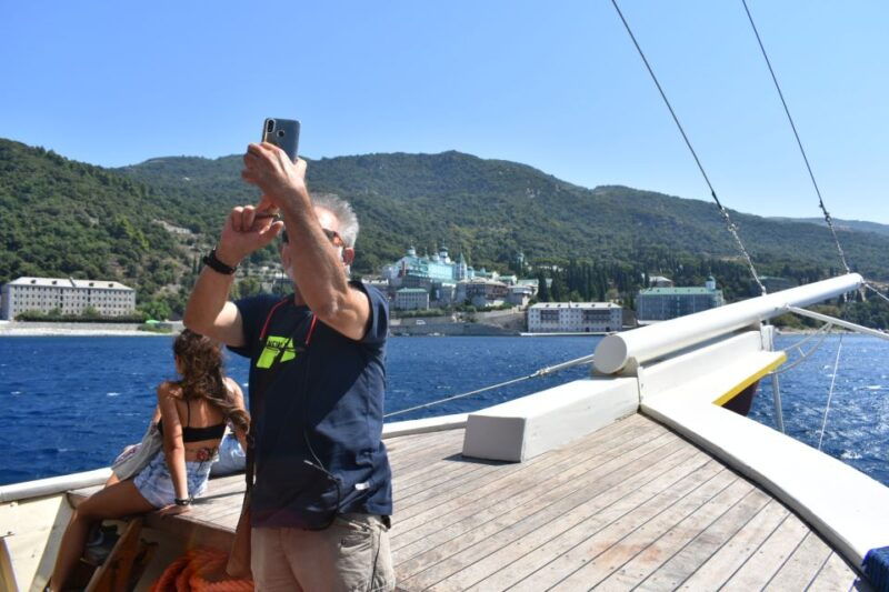 ouranoupoli-mount-athos-peninsula-sightseeing-cruise