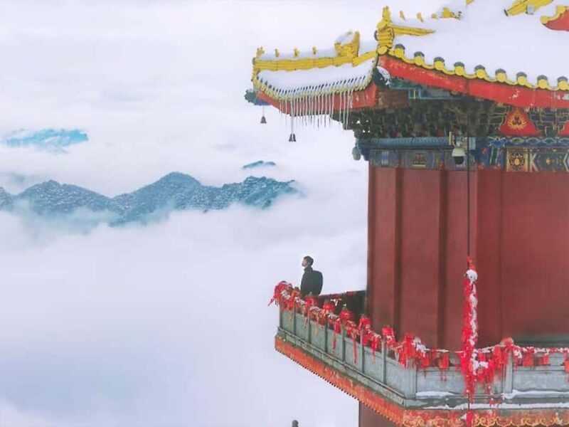 Ourdoors: South Wutai Mountain Hike & Lakeside Hotpot Lunch - Key Points