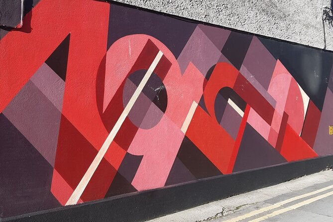 outdoor-walking-tour-in-wonderful-walls-of-galway-city