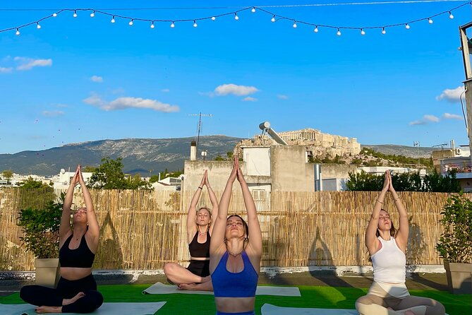 outdoor-yoga-and-pilates-with-akropolis-view