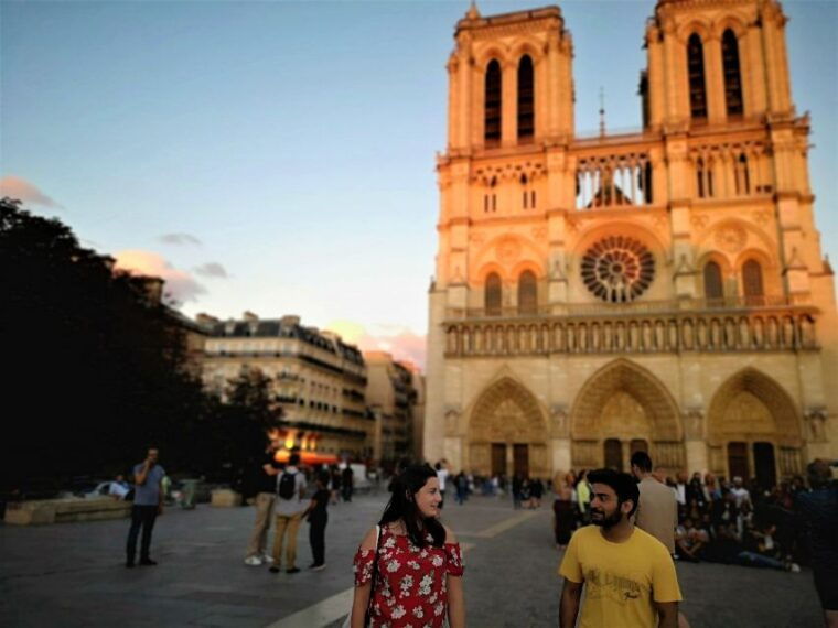 outside-notre-dame-ile-de-la-cite-st-severin-church-tour
