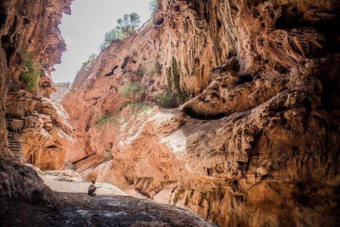 ouzoud watefalls and Iminifri Natural Bridge - Key Points