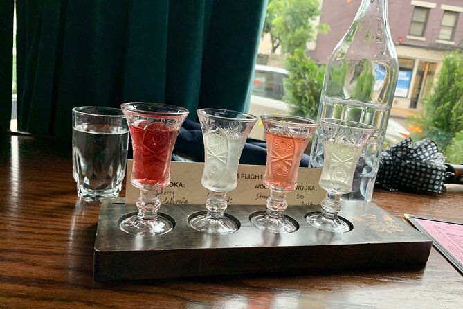 over-the-rhine-cocktail-tour-with-riverside-food-tours-2