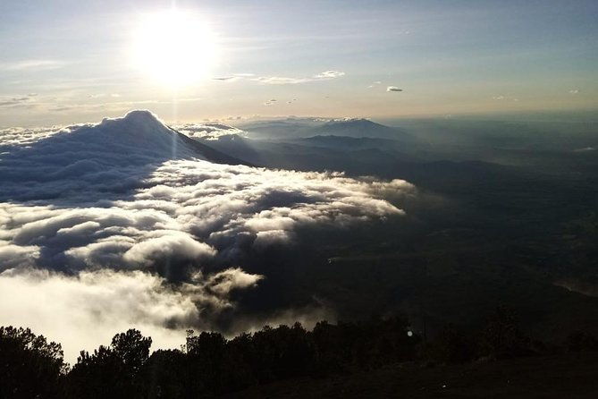 overnight-adventure-hike-acatenango-volcano