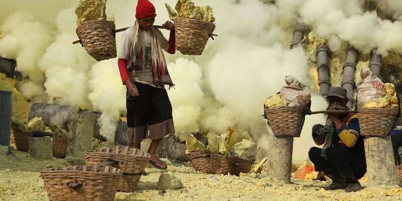 overnight-private-guided-tour-bali-to-mount-ijens-crater