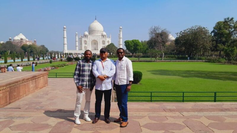 Overnight Taj Mahal Tour from Mumbai with Delhi Sightseeing - Key Points