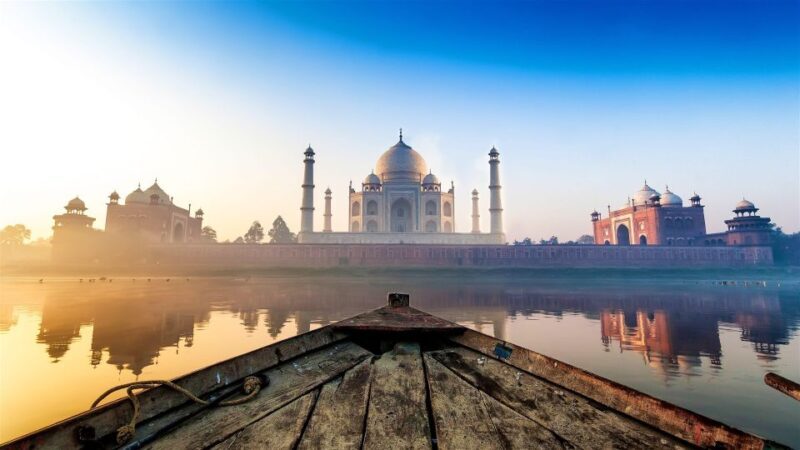Overnight Taj Mahal Tour from Mumbai with Delhi Sightseeing - How the Tour Works: From Delhi to Agra and Back