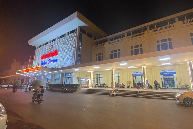 Overnight Train Experience from Hanoi to SAPA -1 Way Shared Cabin - Who is this experience best suited for?