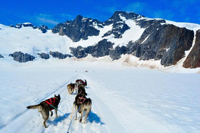overnight-yurt-adventure-and-kayak-tour-near-seward-alaska