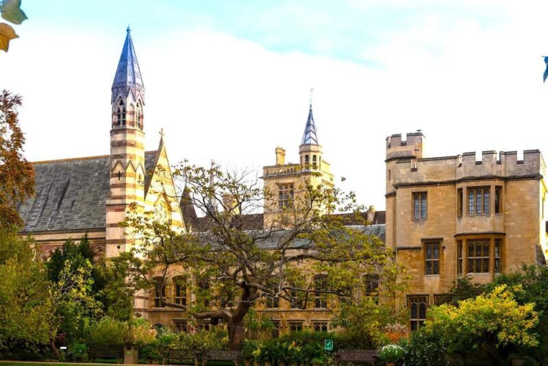 Oxford: Architecture & Literature Historical Walking Tour - The Sum Up