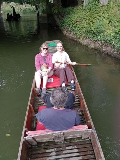 oxford-chauffeured-punting-river-with-optional-walking-tour