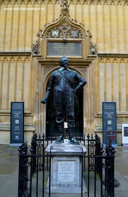 oxford-harry-potter-tour-with-new-college-divinity-school