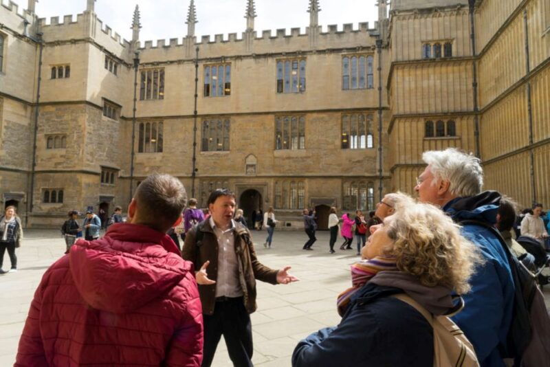 oxford-harry-potter-tour-with-new-college-divinity-school