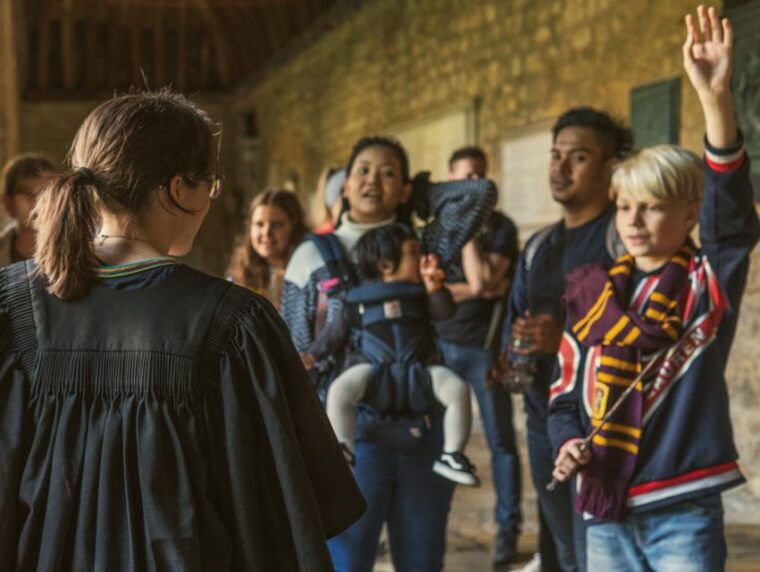 oxford-harry-potter-walking-tour-including-new-college