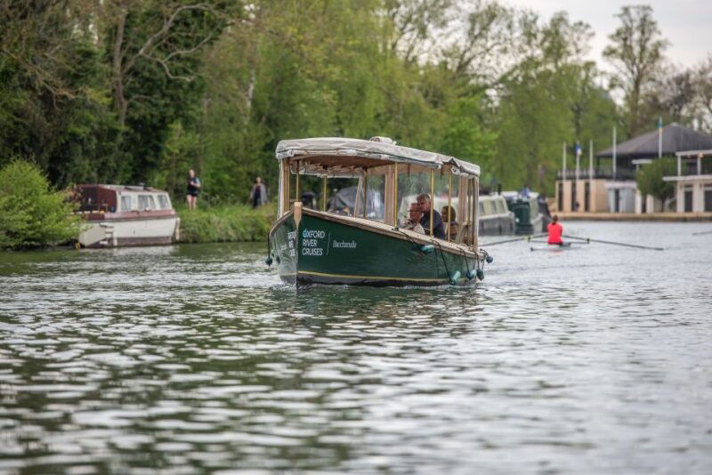 oxford-river-cruise-and-6-course-tasting-at-the-folly