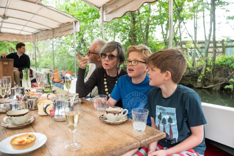 Oxford: Scenic Sightseeing Cruise with Gourmet Picnic - Who Will Love This Tour?