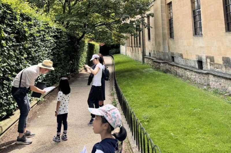 oxford-university-city-walking-tour-with-recent-graduate