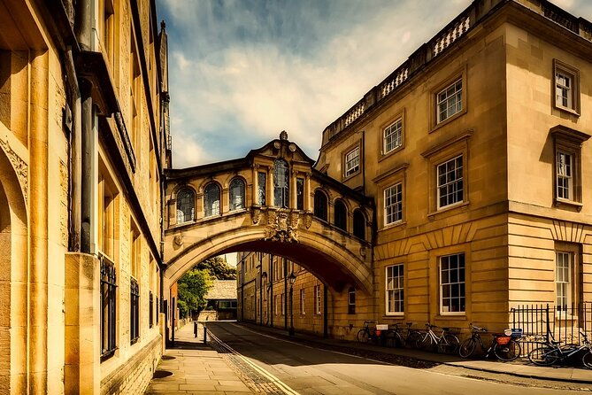 oxford-university-private-walking-tour-with-a-professional-guide
