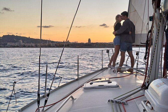 oyster-odyssey-barcelonas-premier-sailing-and-seafood-adventure