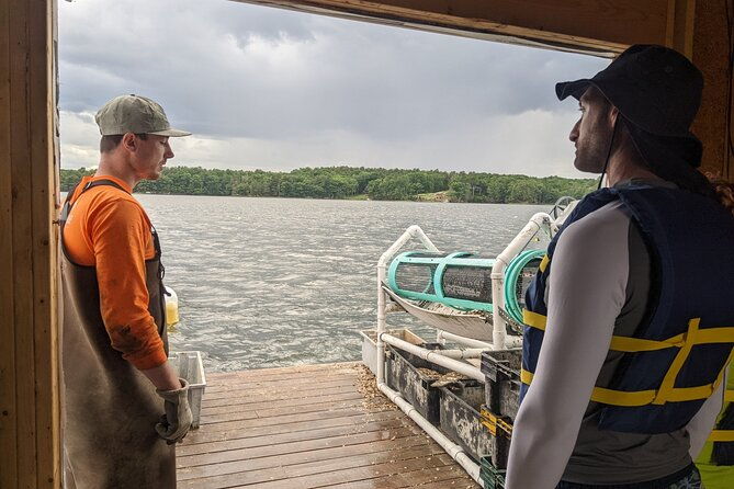 oyster-tasting-and-kayak-tour