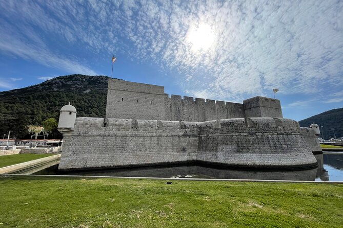oysters-testing-private-tour-to-ston