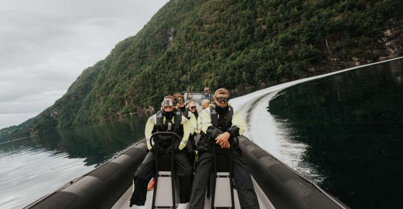 oystese-hardangerfjord-rib-safari-to-the-fyksesund-branch
