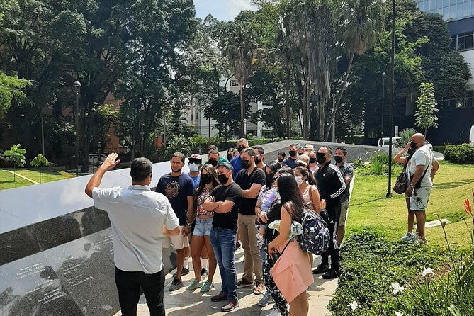 pablo-escobar-and-museum-roberto-escobar-medellin