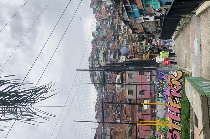 pablo-escobar-comuna-13-tour