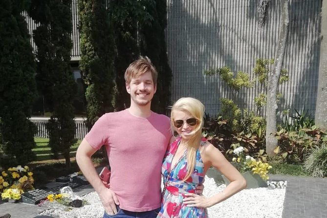 pablo-escobar-private-group-tour-including-la-catedral-jail-in-medellin