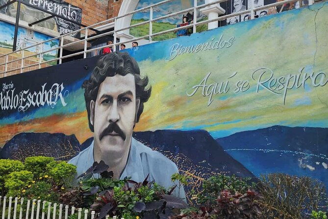 pablo-escobar-shared-tour-in-medellin-economic-and-historical