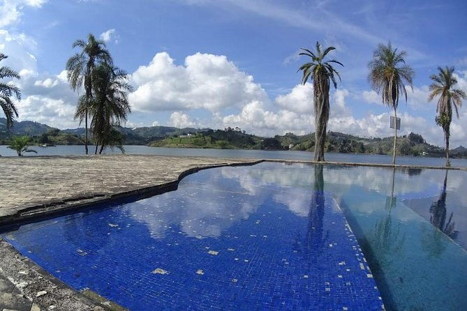 pablo-escobar-tour-private-and-affordable-tour-the-new-colombia