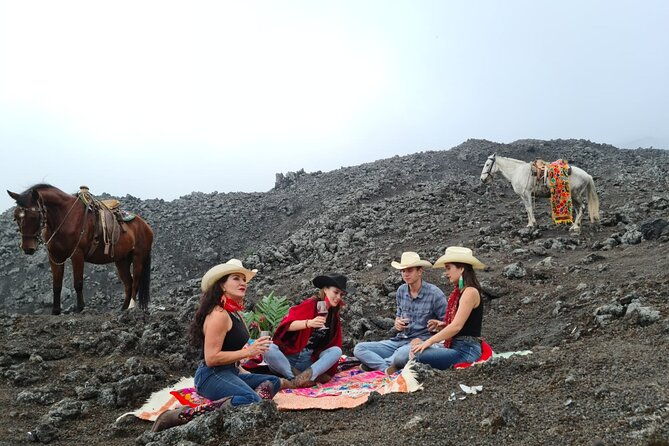 pacaya-volcano-luxury-sunset-horseback-riding-tour-dinner-cooked-by-lava-chef